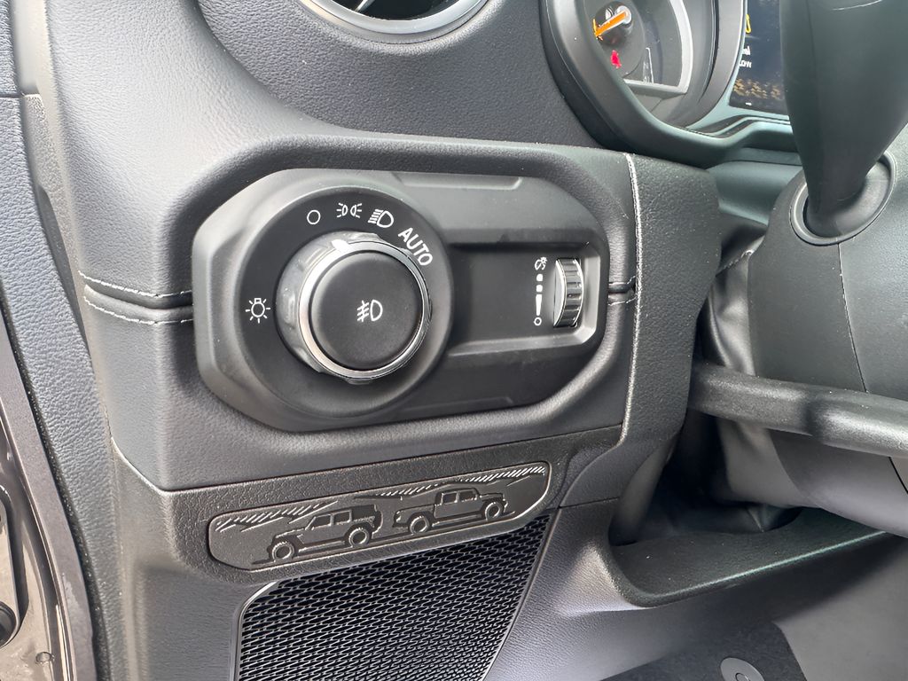 New 2026 Jeep Wrangler Sahara Unlimited 4x4