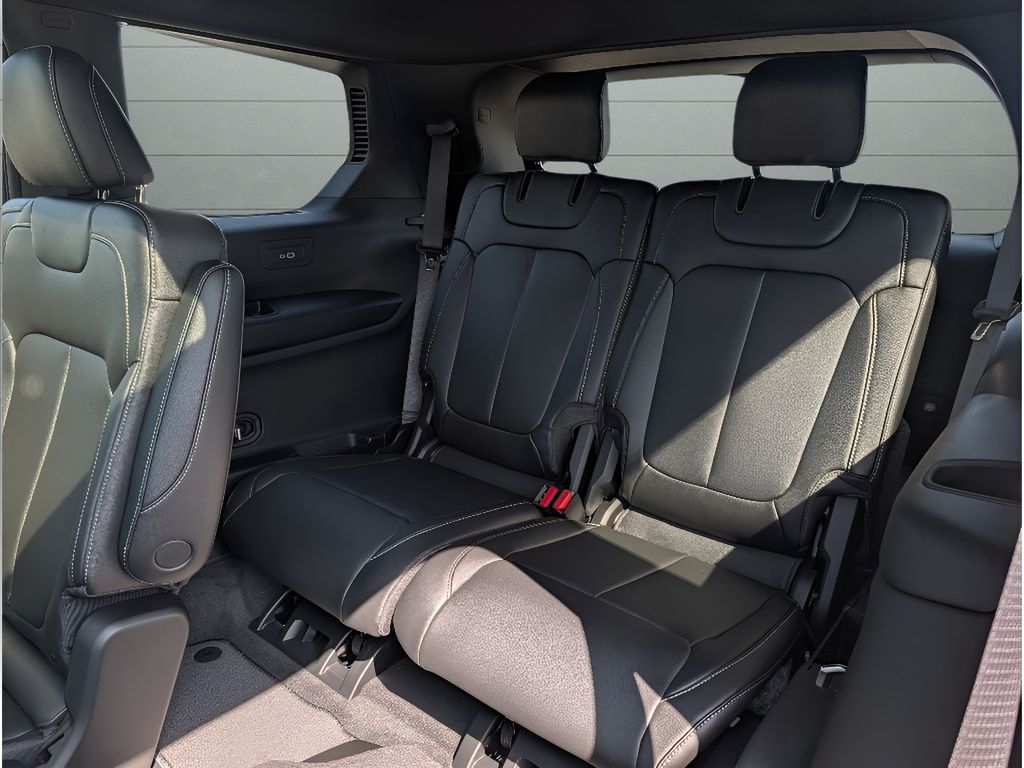 New 2026 Jeep Grand Cherokee L Limited Altitude 4x2