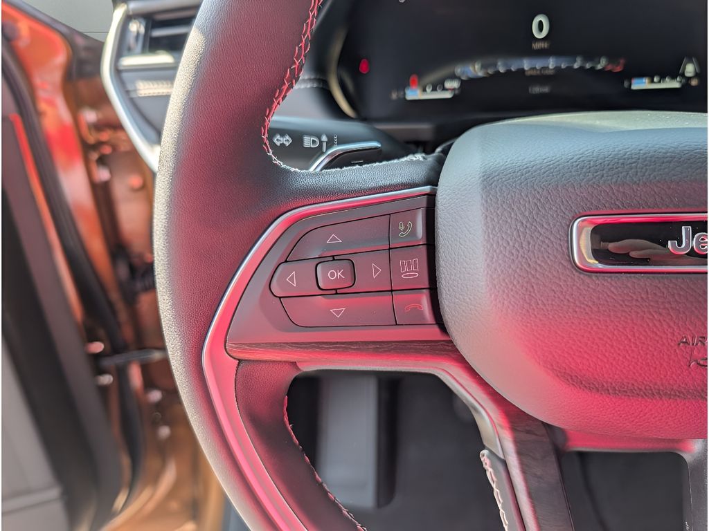 New 2026 Jeep Grand Cherokee L Limited Altitude 4x2
