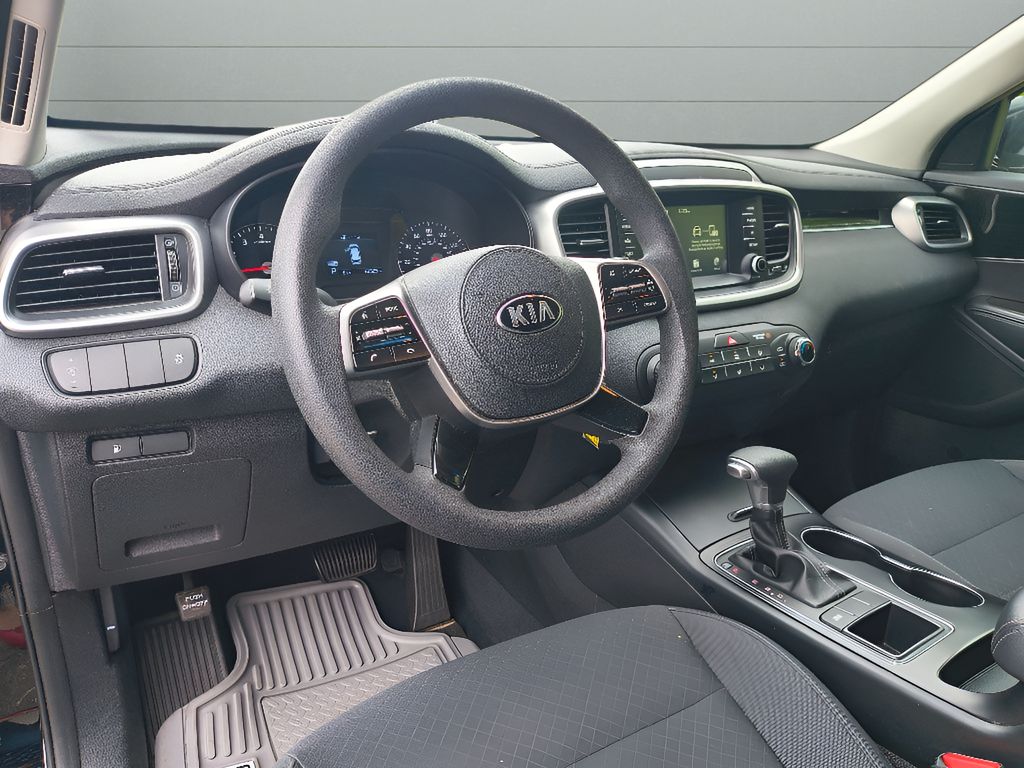 Used 2020 Kia Sorento LX V6