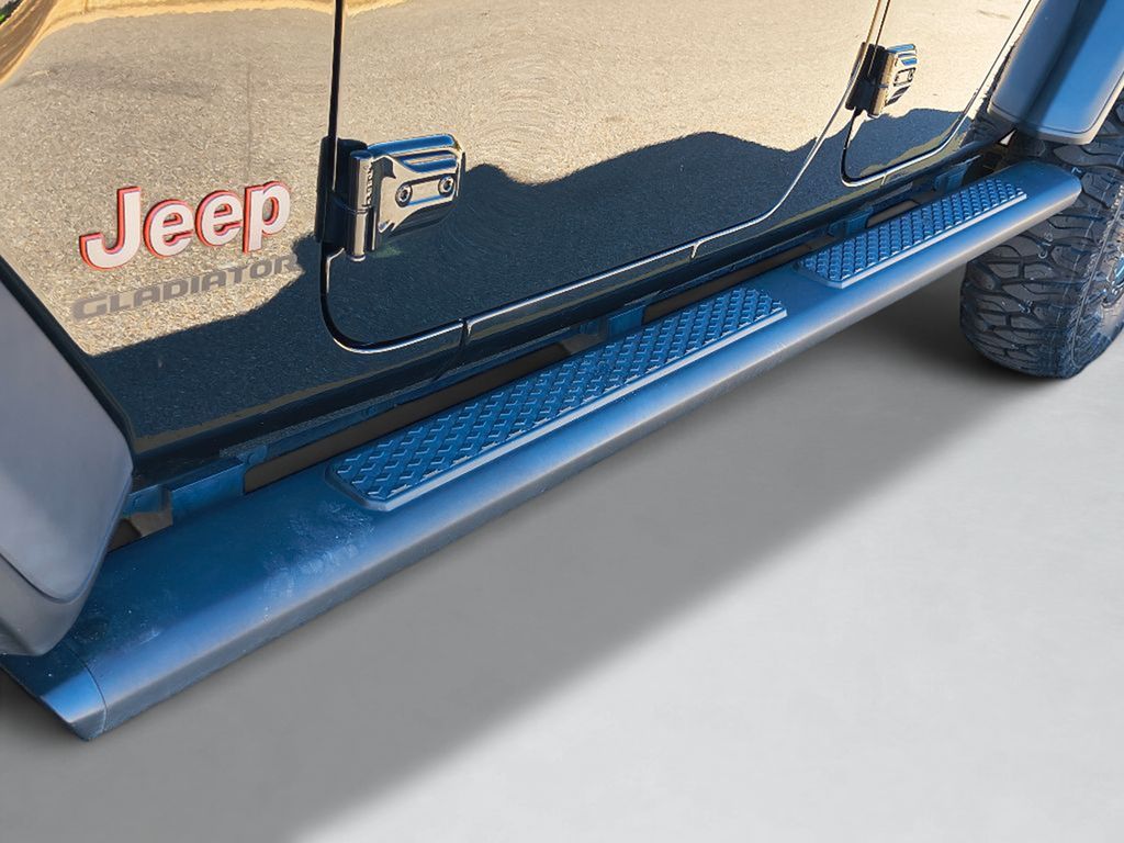 2022 Jeep Gladiator Mojave - Black Clearcoat exterior view 19