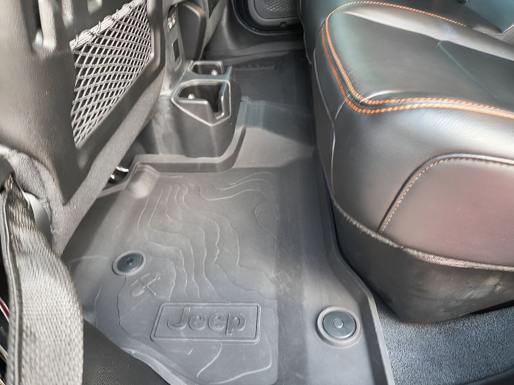 Used 2022 Jeep Gladiator Mojave