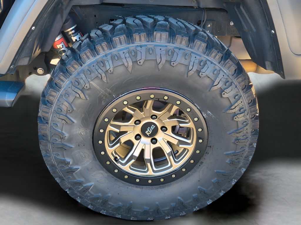 2022 Jeep Gladiator Mojave - Black Clearcoat exterior view 5