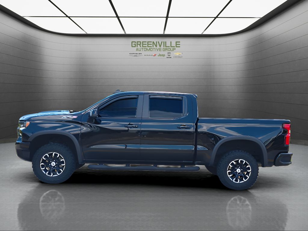 2023 Chevrolet Silverado 1500 - Black exterior view 2