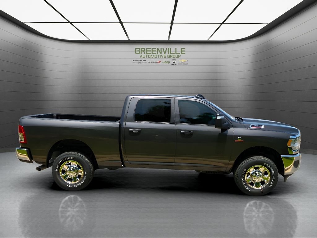 New 2024 Ram 2500 Tradesman Level 2