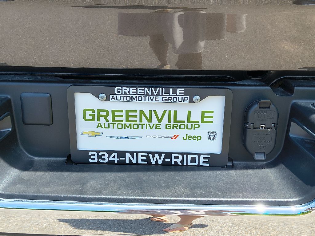 New 2024 Ram 2500 Tradesman Level 2