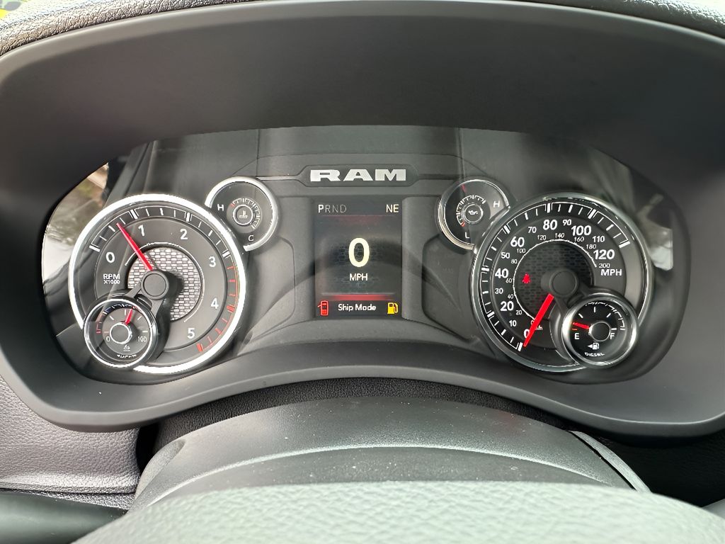 New 2024 Ram 2500 Tradesman Level 2