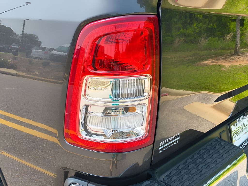 New 2024 Ram 2500 Tradesman Level 2