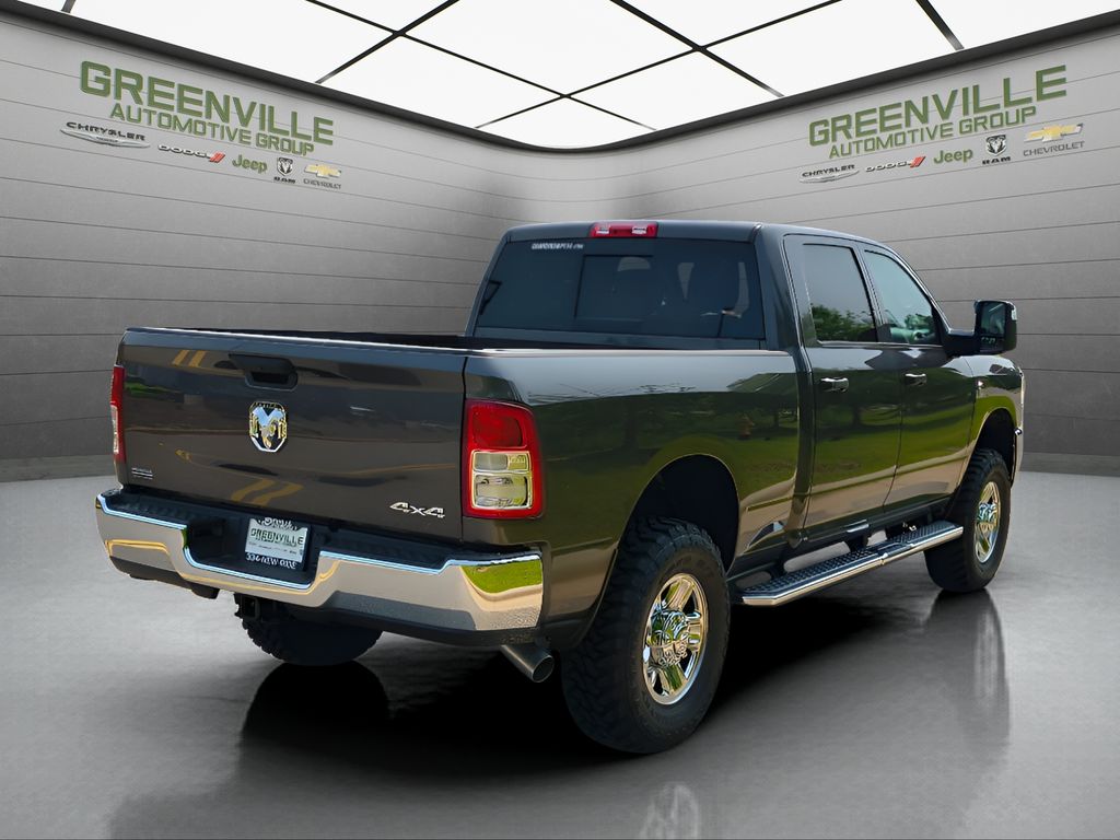 New 2024 Ram 2500 Tradesman Level 2
