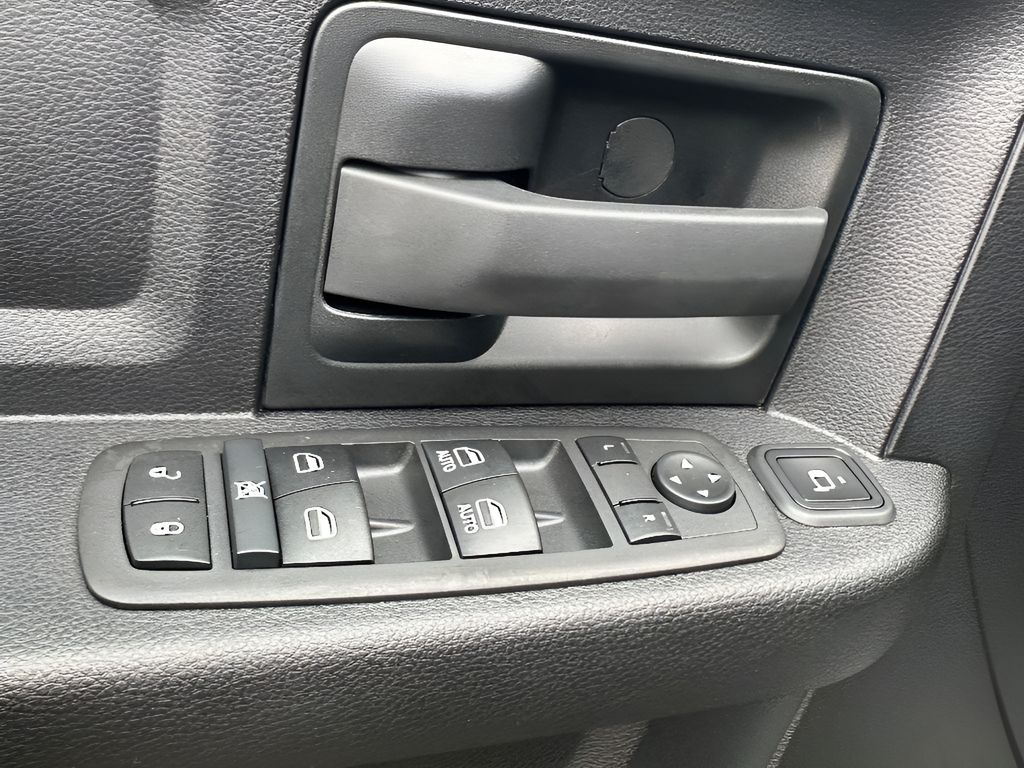 New 2024 Ram 2500 Tradesman Level 2