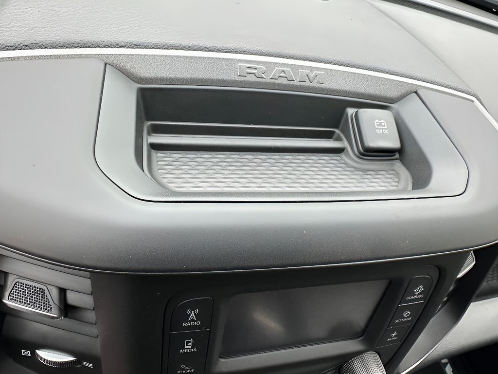 New 2024 Ram 2500 Tradesman Level 2