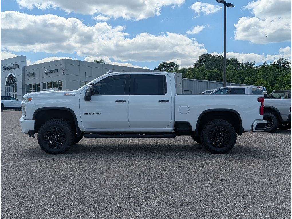 2022 Chevrolet Silverado 3500 - Summit White exterior view 2
