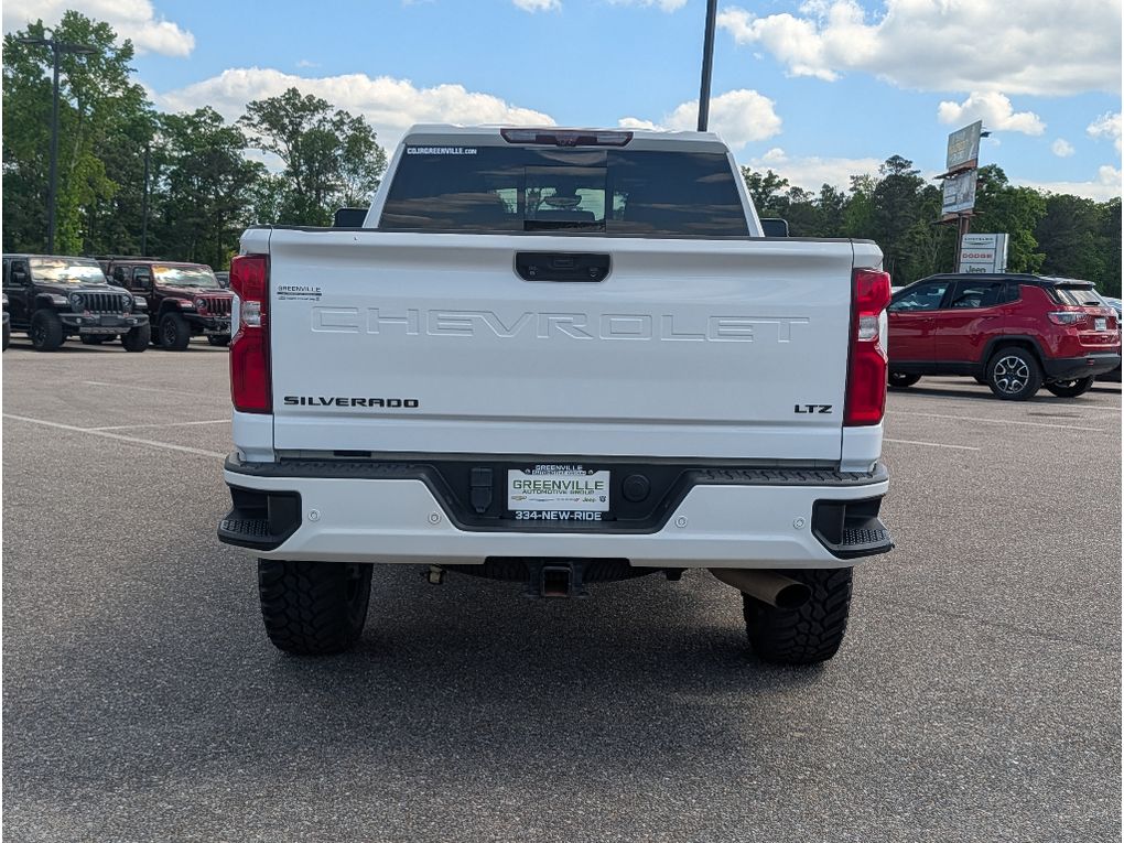 2022 Chevrolet Silverado 3500 - Summit White exterior view 7