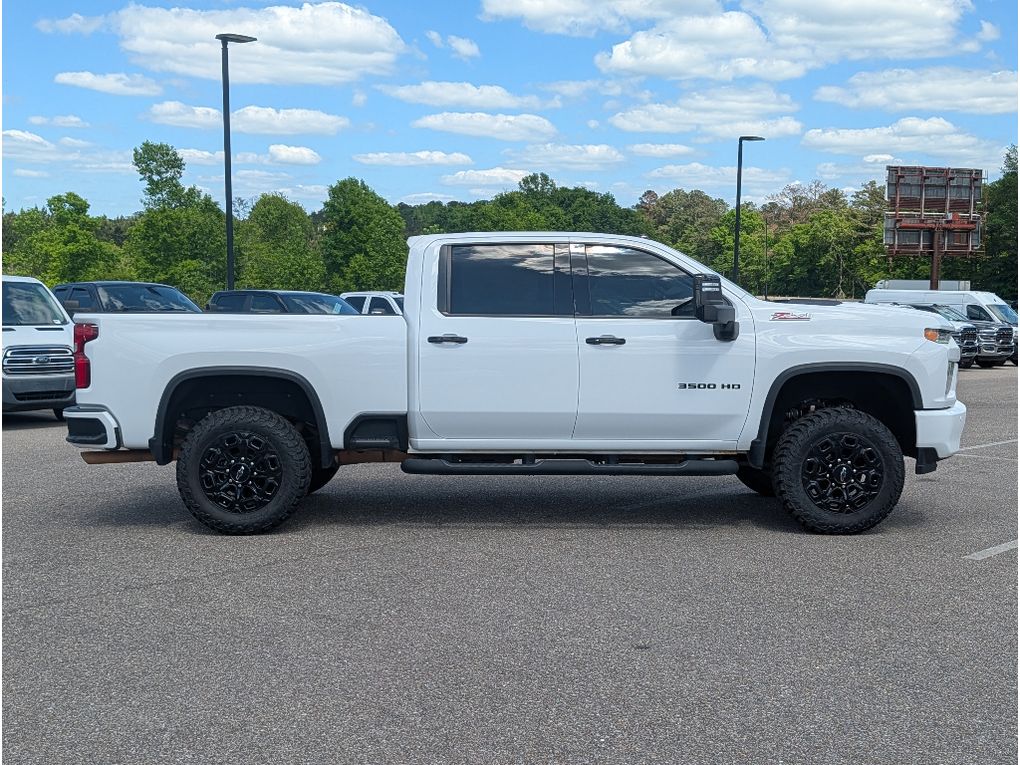 2022 Chevrolet Silverado 3500 - Summit White exterior view 11