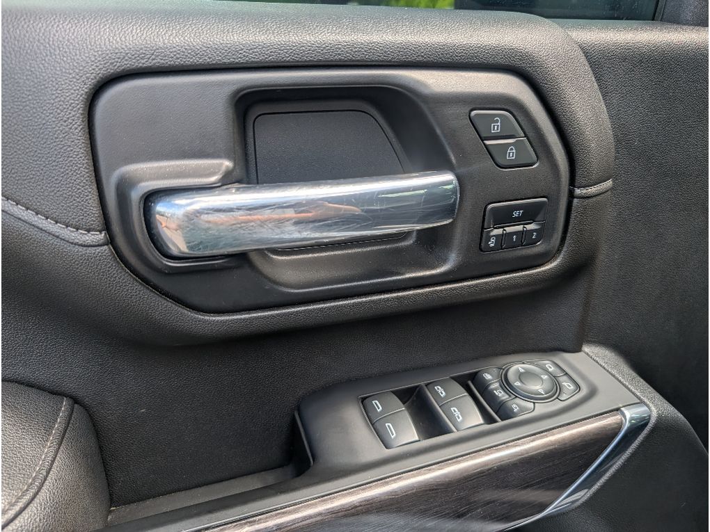 2022 Chevrolet Silverado 3500 - Summit White exterior view 16