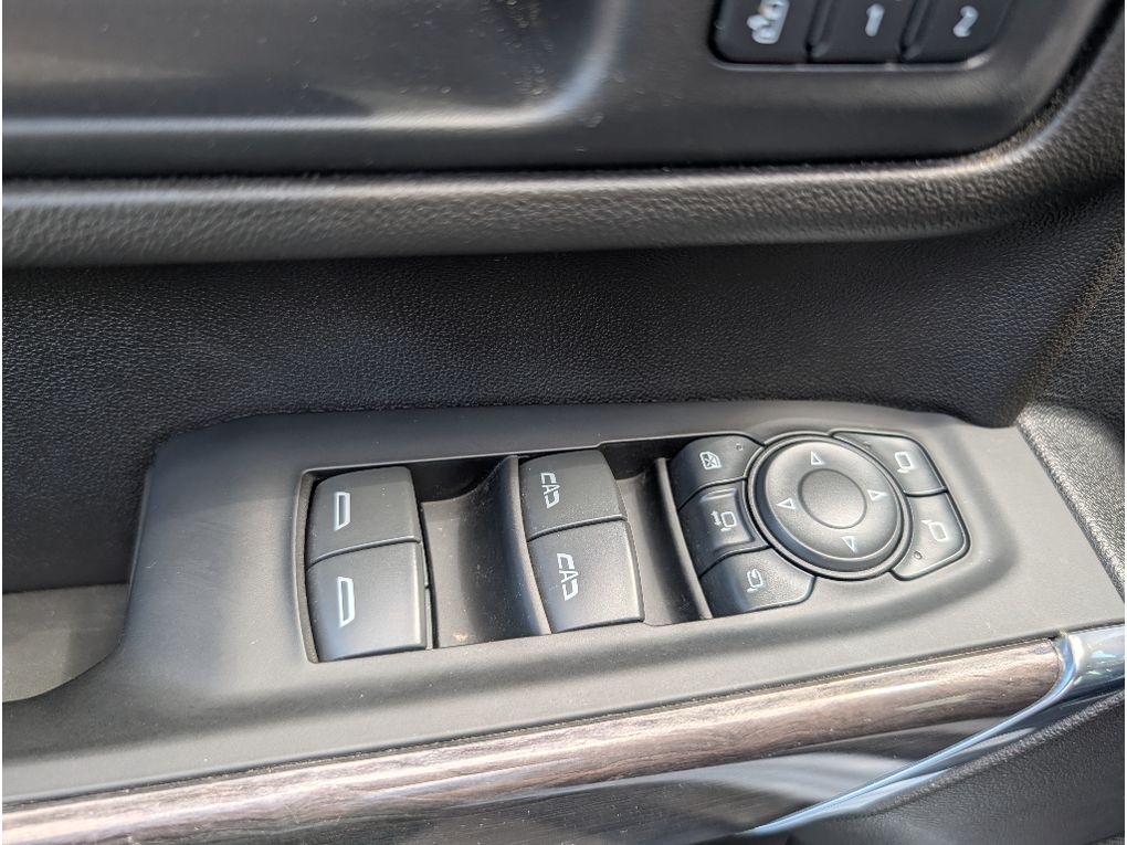2022 Chevrolet Silverado 3500 - Summit White exterior view 17
