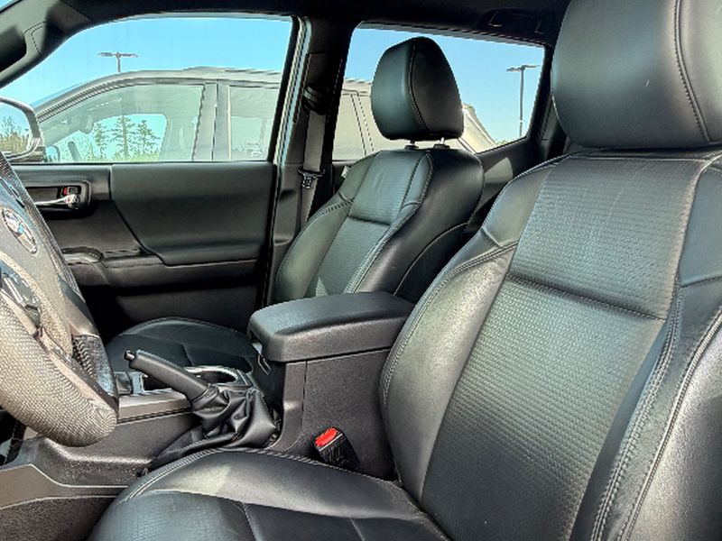 2023 Toyota Tacoma TRD Premium Sport - Ice Cap exterior view 4