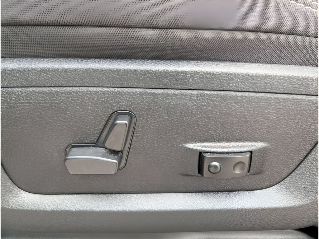 2024 Ram 2500 Big Horn - Bright White Clearcoat exterior view 19