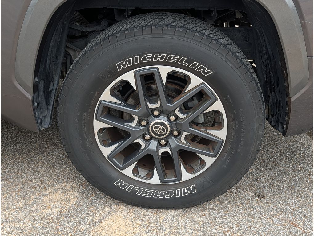 2022 Toyota Tundra Limited - Magnetic Gray Metallic exterior view 3