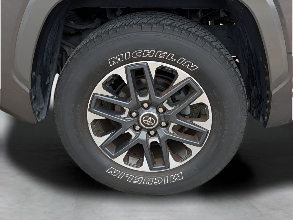 2022 Toyota Tundra Limited CrewMax - Magnetic Gray Metallic exterior view 4