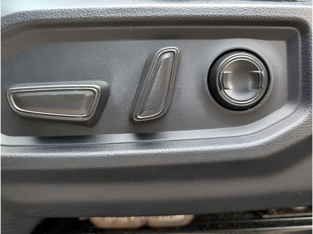 2022 Toyota Tundra Limited CrewMax - Magnetic Gray Metallic exterior view 17