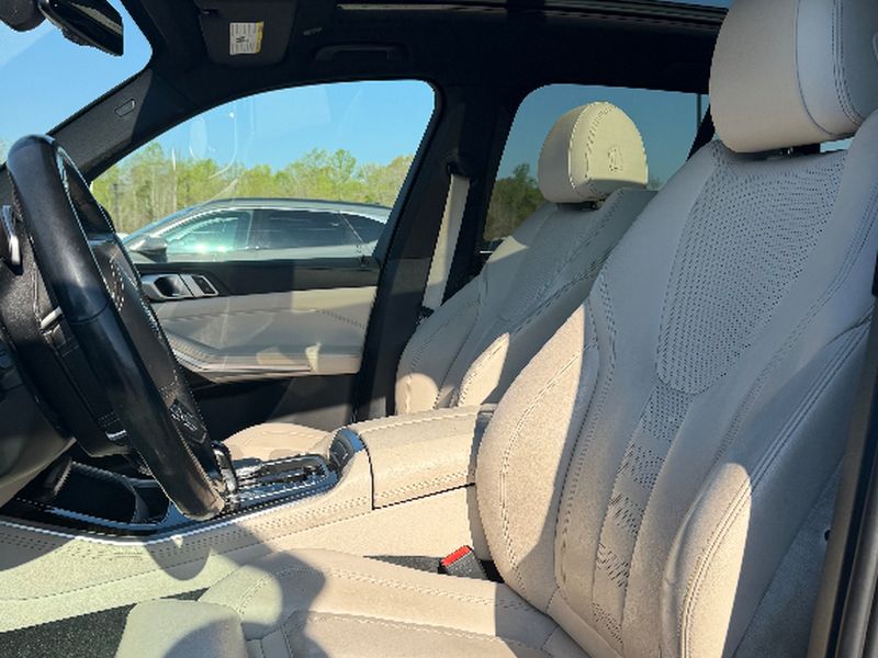 2019 BMW X5 xDrive40i - Phytonic Blue Metallic exterior view 3