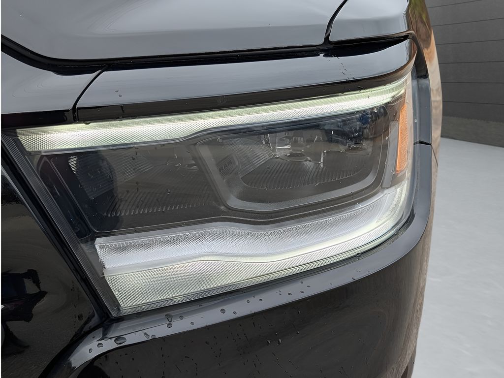 2023 Ram 1500 Laramie Night Edition - Diamond Black Crystal Pearlcoat exterior view 12