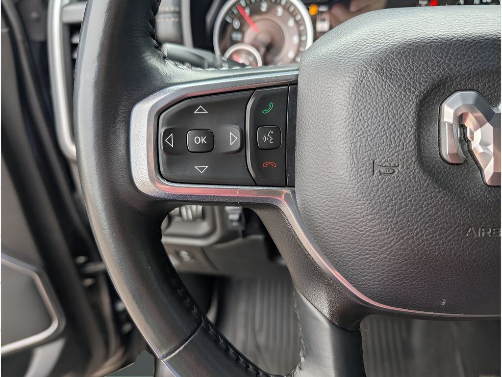 2023 Ram 1500 Laramie Night Edition - Diamond Black Crystal Pearlcoat exterior view 18