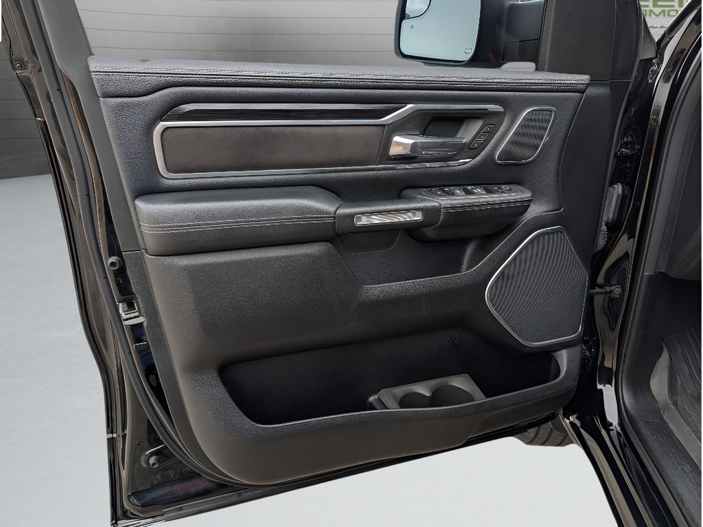 2023 Ram 1500 Laramie Night Edition - Diamond Black Crystal Pearlcoat exterior view 14