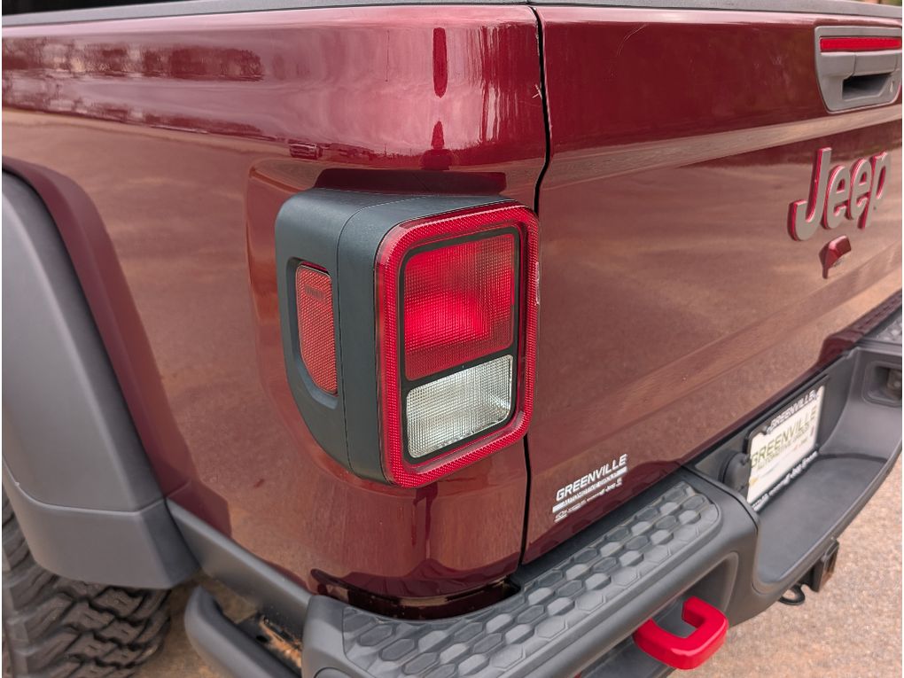 2021 Jeep Gladiator Rubicon - Snazzberry Pearlcoat exterior view 4