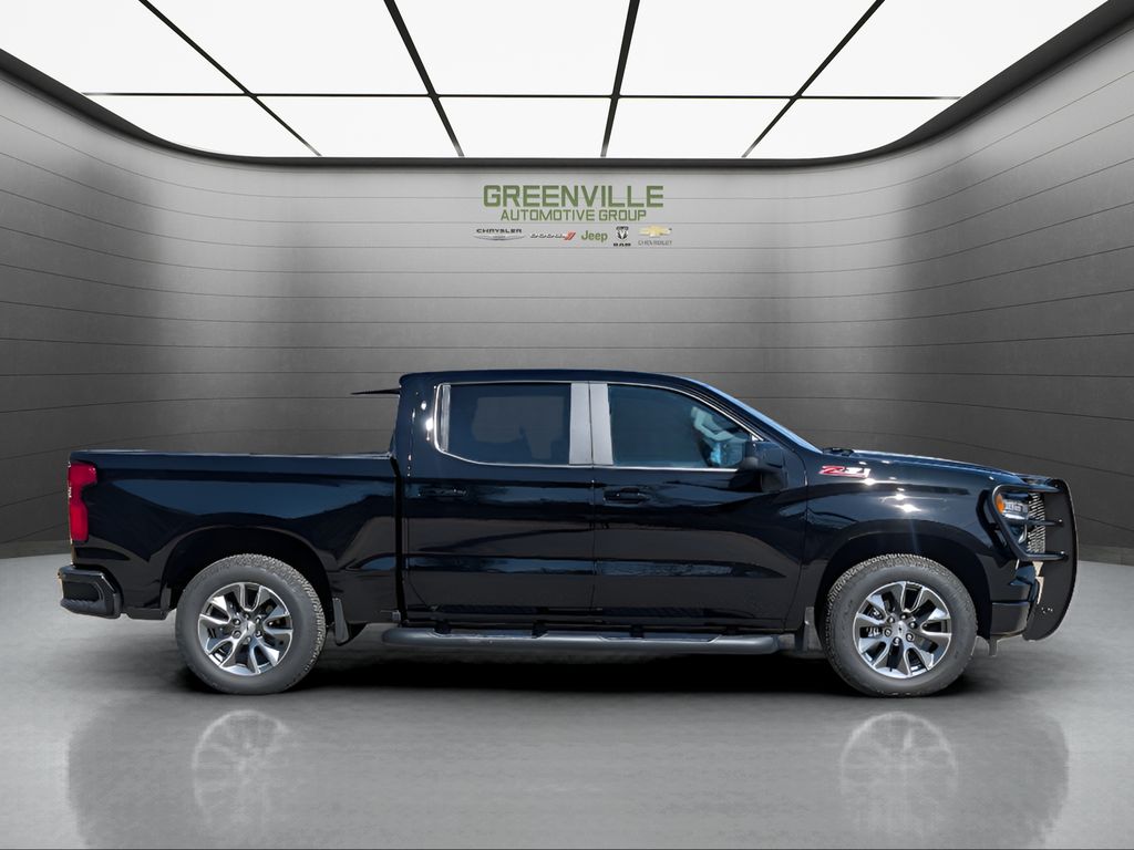 2025 Chevrolet Silverado 1500 - BLACK exterior view 10