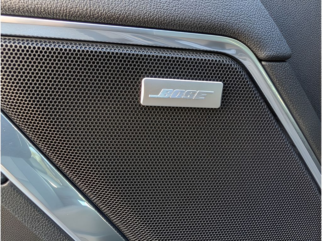 2025 Chevrolet Silverado 1500 - BLACK exterior view 12