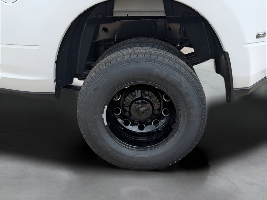 2026 Ram 3500 Big Horn Level 2 Plus Night Edition - Bright White Clearcoat exterior view 3