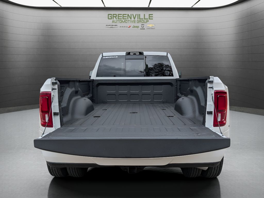 2026 Ram 3500 Big Horn Level 2 Plus Night Edition - Bright White Clearcoat exterior view 7