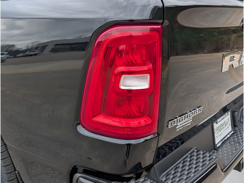 2026 Ram 1500 Big Horn Hemi Sport - Diamond Black Crystal Pearlcoat exterior view 4