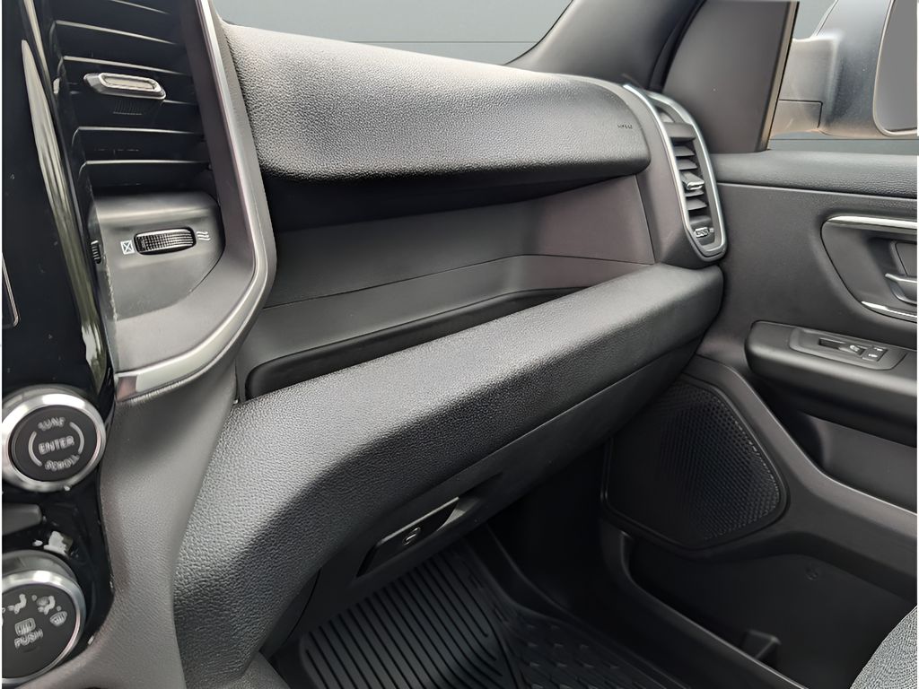 New 2026 Ram 1500 Big Horn Sport Hemi 4x4 Crew Cab