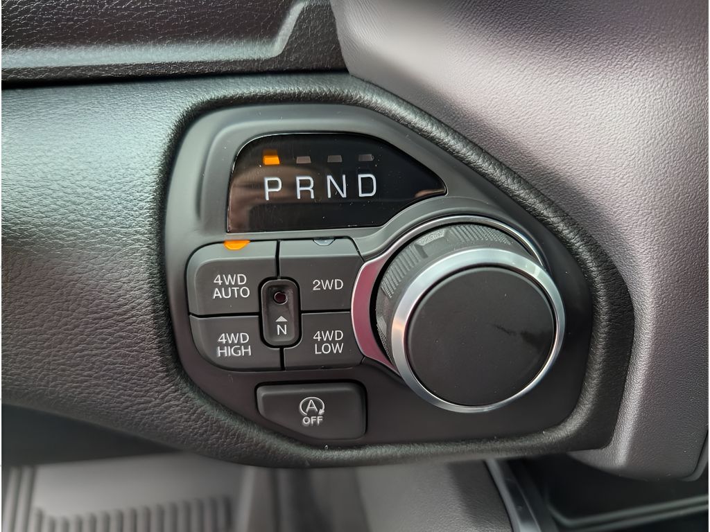 New 2026 Ram 1500 Big Horn Sport Hemi 4x4 Crew Cab