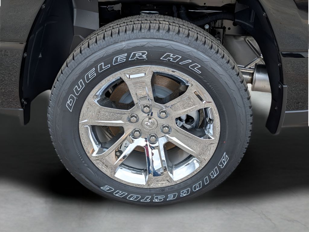 2026 Ram 1500 Big Horn Hemi Sport - Diamond Black Crystal Pearlcoat exterior view 3