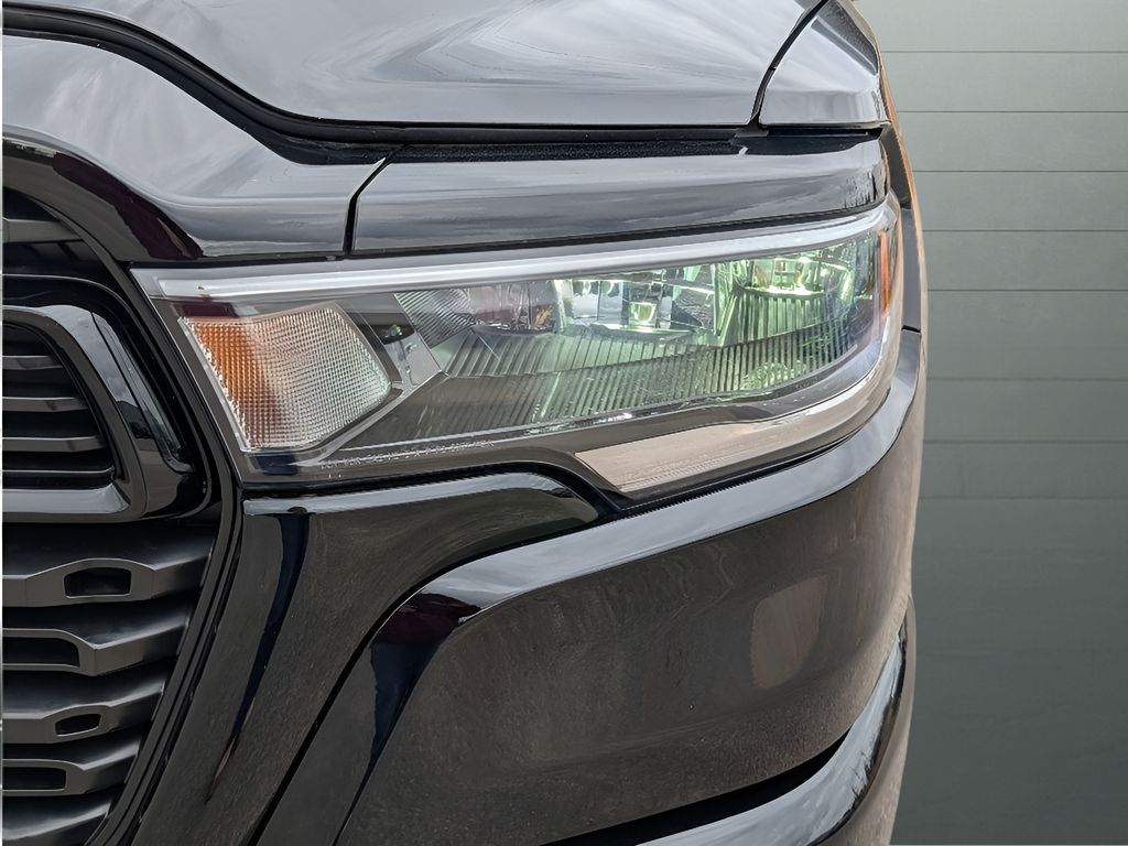 2026 Ram 1500 Big Horn Hemi Sport - Diamond Black Crystal Pearlcoat exterior view 12