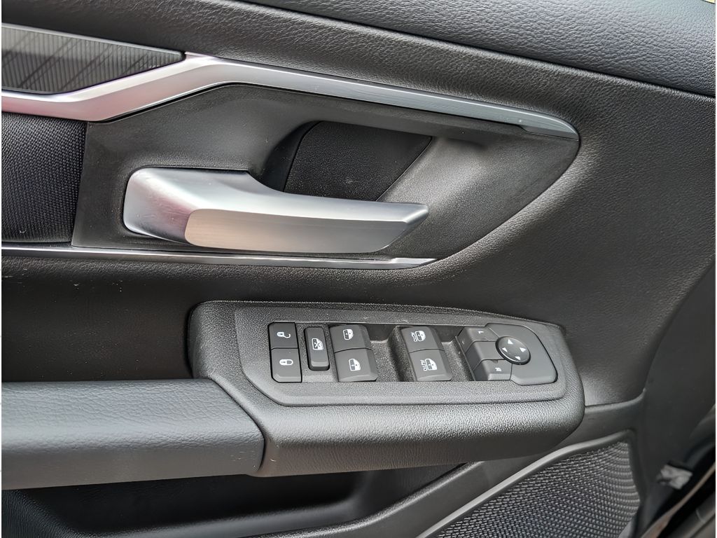 2026 Ram 1500 Big Horn Hemi Sport - Diamond Black Crystal Pearlcoat exterior view 13