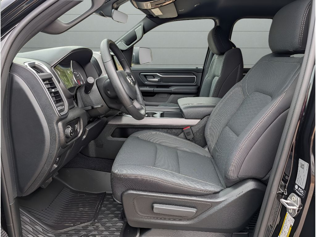 2026 Ram 1500 Big Horn Hemi Sport - Diamond Black Crystal Pearlcoat exterior view 15