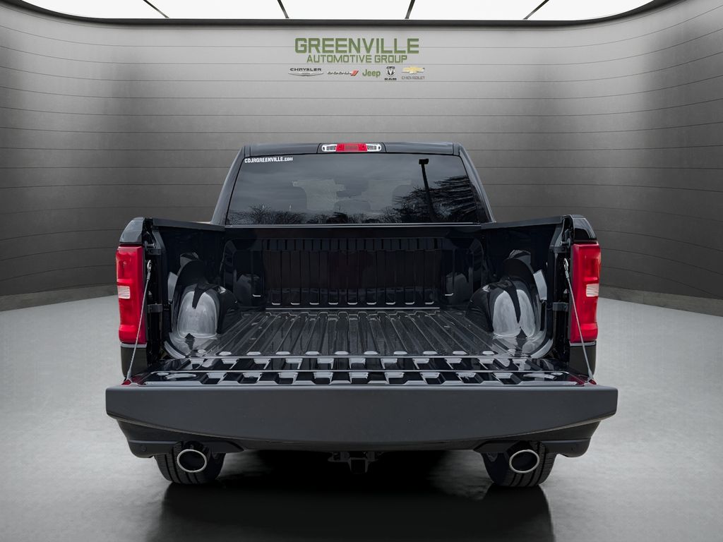 2026 Ram 1500 Big Horn Hemi Sport - Diamond Black Crystal Pearlcoat exterior view 7