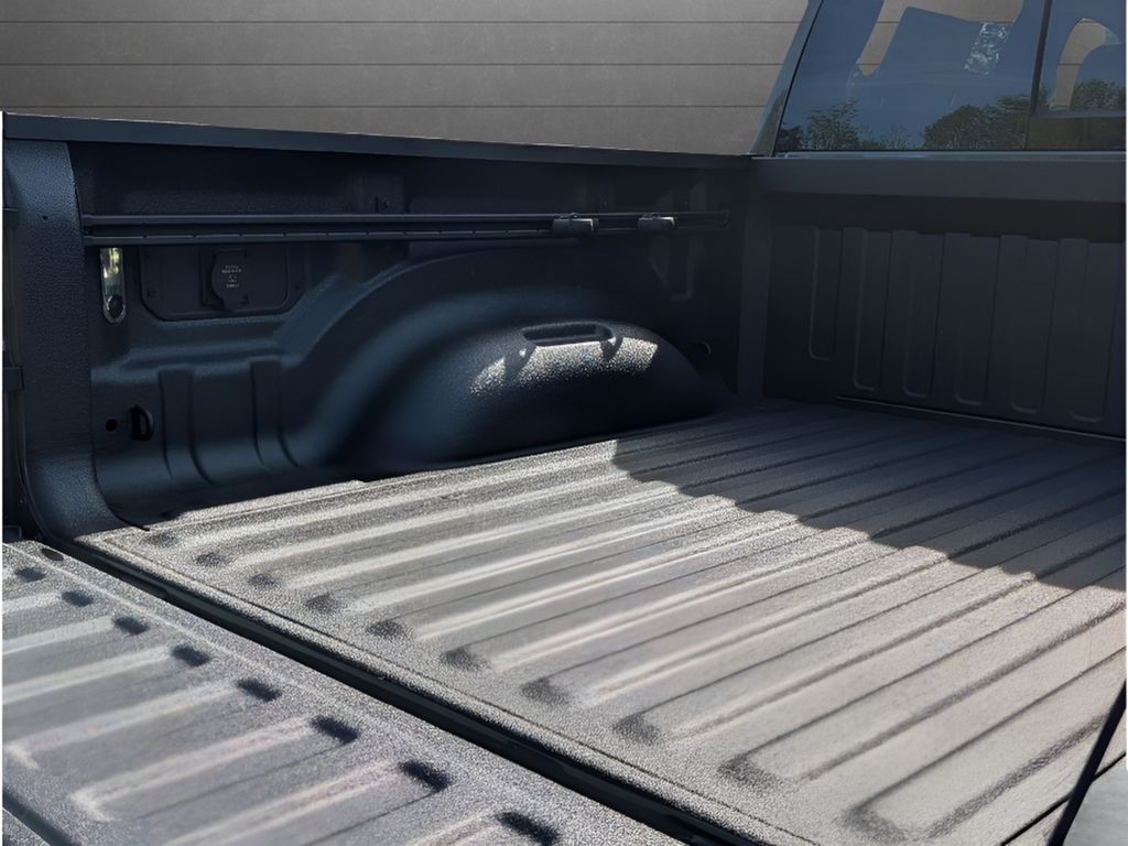 2026 Ram 1500 Big Horn Night Edition Hemi 4x4 Crew Cab - Canyon Lake exterior view 9