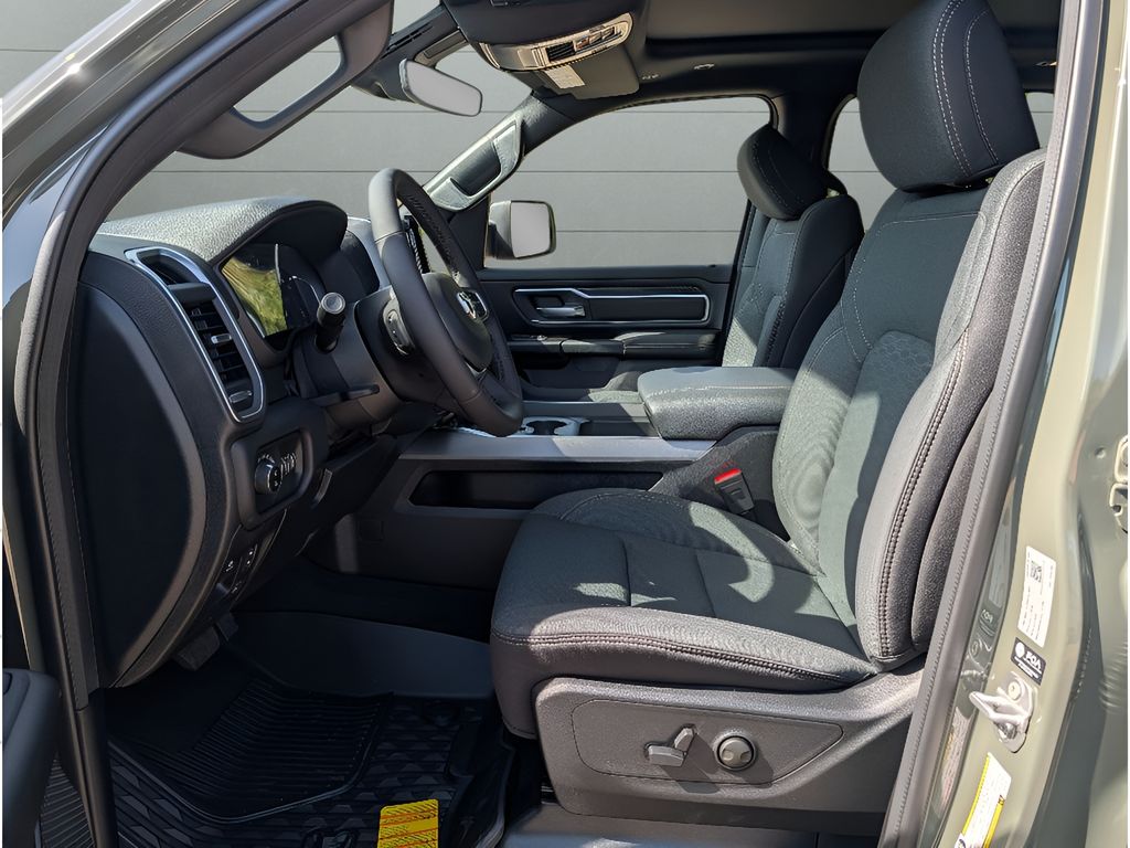 2026 Ram 1500 Big Horn Night Edition Hemi 4x4 Crew Cab - Canyon Lake exterior view 20