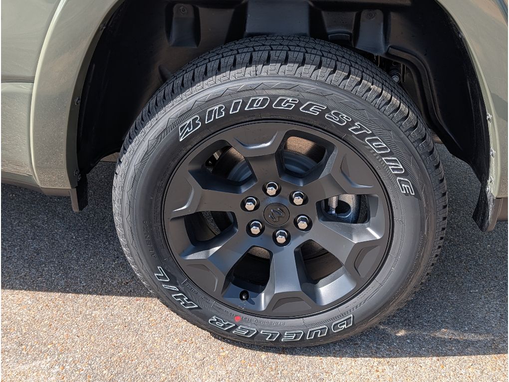 New 2026 Ram 1500 Big Horn Night Edition Hemi 4x4 Crew Cab