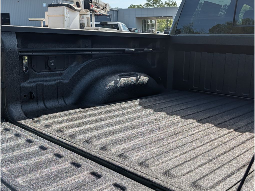 New 2026 Ram 1500 Big Horn Night Edition Hemi 4x4 Crew Cab