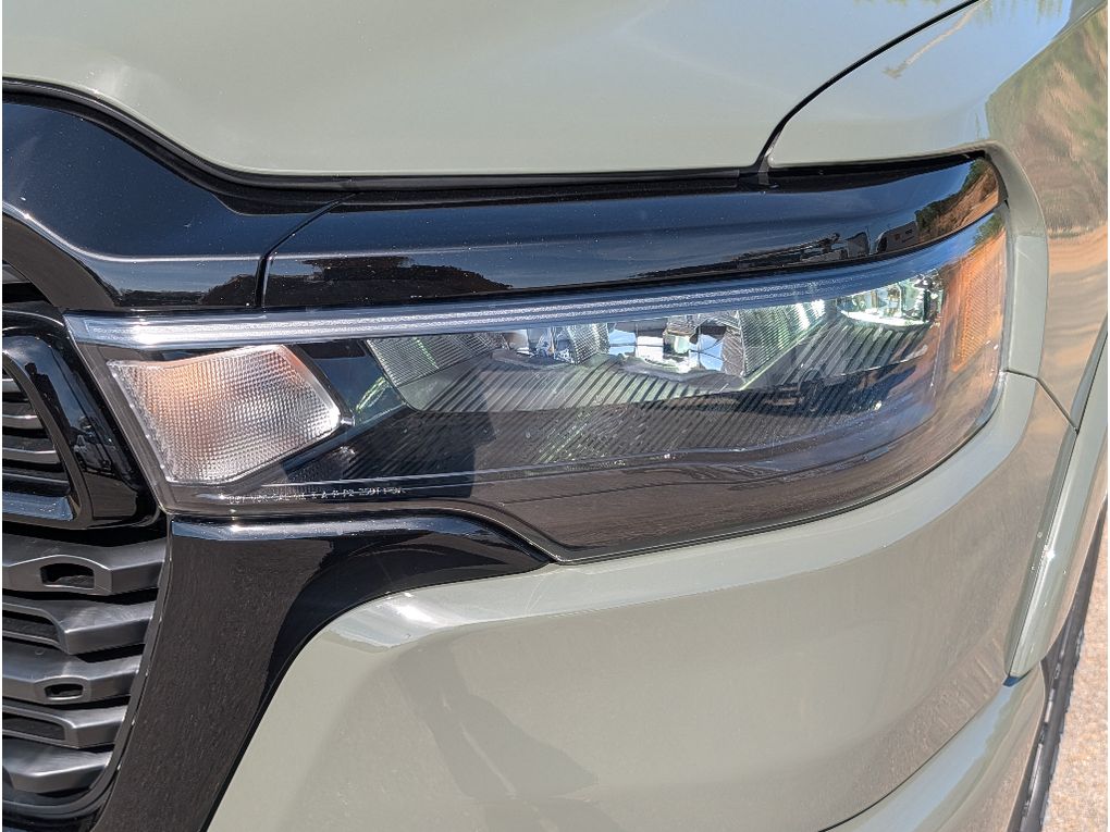 New 2026 Ram 1500 Big Horn Night Edition Hemi 4x4 Crew Cab