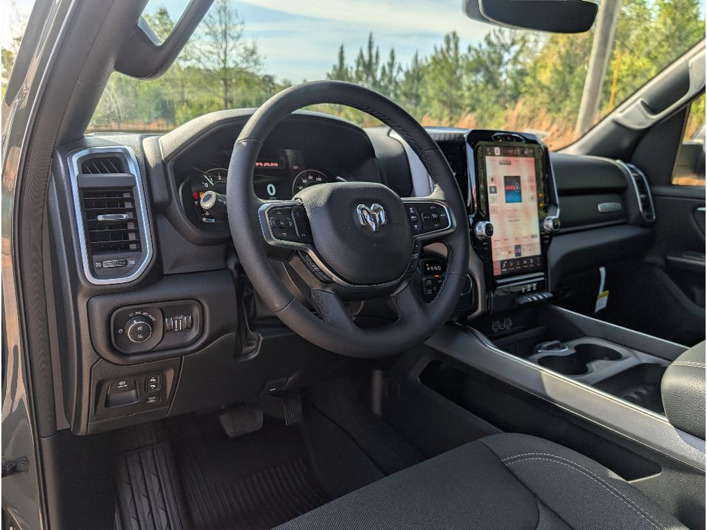 New 2026 Ram 1500 Big Horn Night Edition Hemi 4x4 Crew Cab