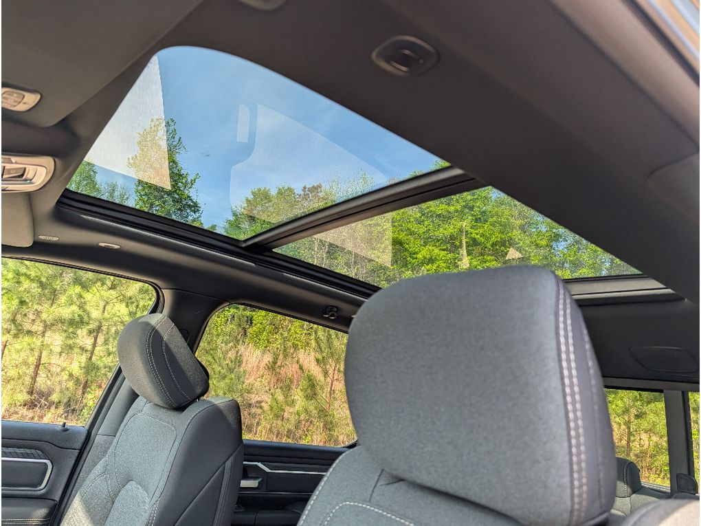 New 2026 Ram 1500 Big Horn Night Edition Hemi 4x4 Crew Cab