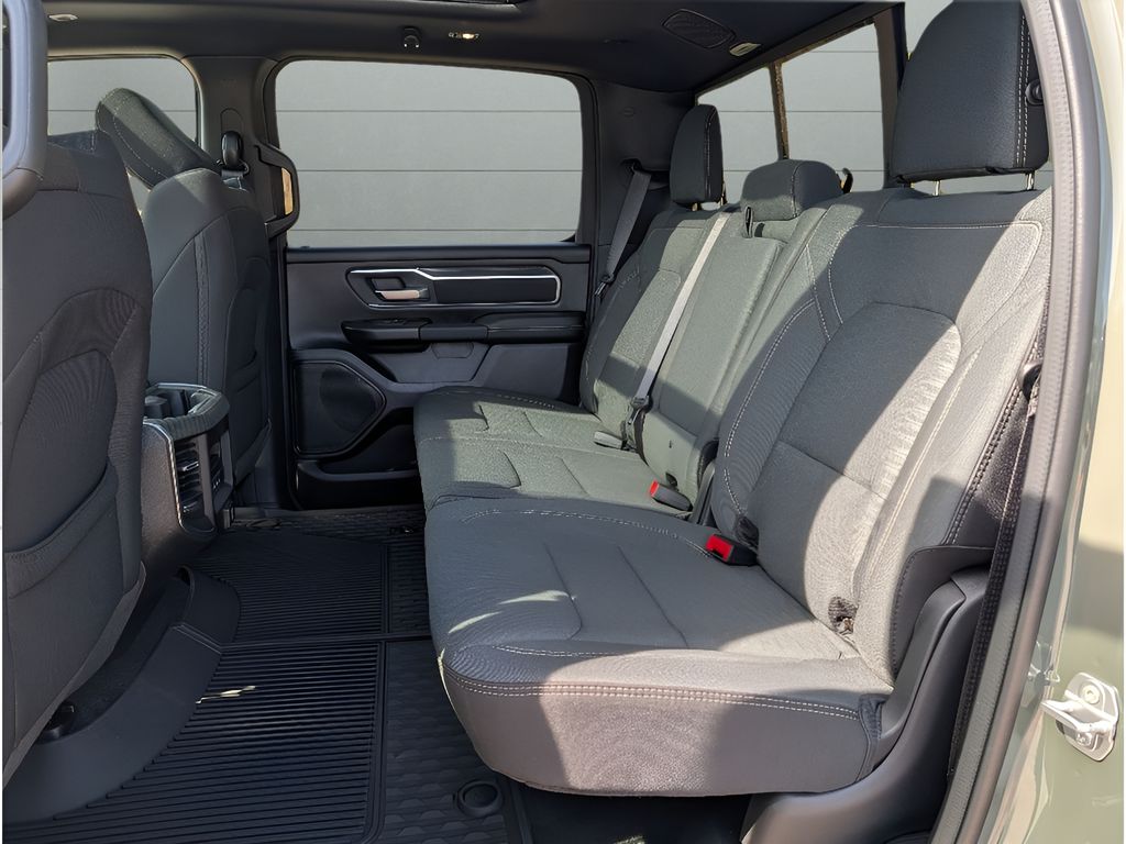 New 2026 Ram 1500 Big Horn Night Edition Hemi 4x4 Crew Cab